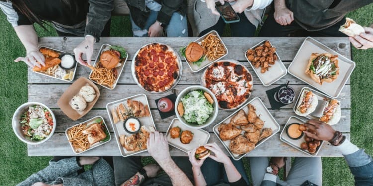 A picture of a maybe sustainable thanksgiving with too much food on the table.