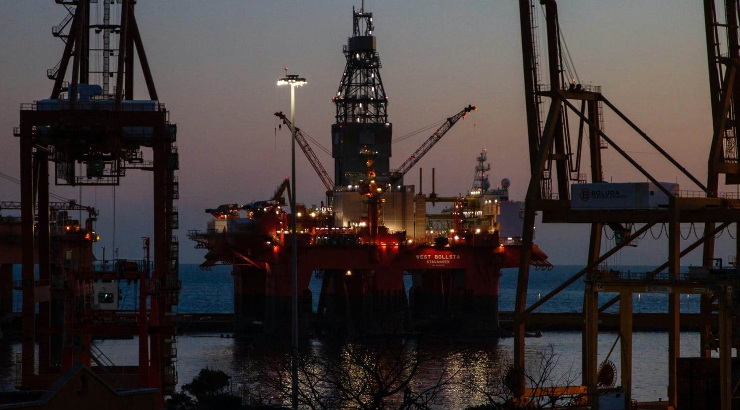 Barclays oil and gas financing