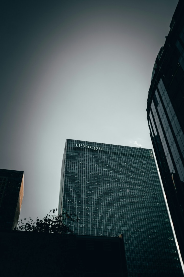 ESG news regarding climate scientist in investment bank, EU net zero initiatives, Google's AI helping cities in sustainability.