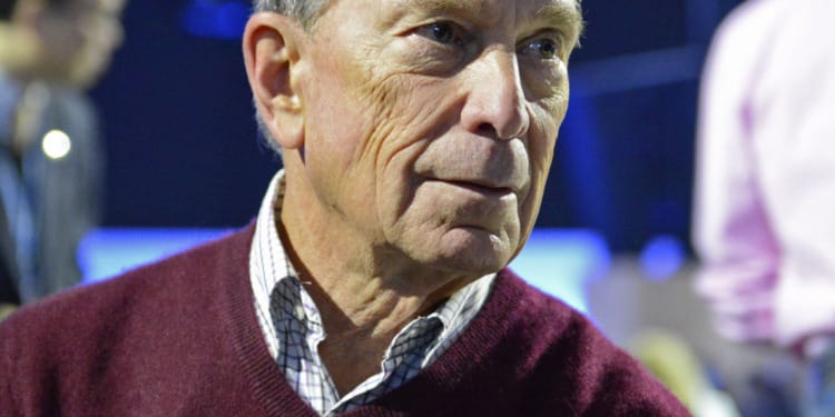 ESG news regarding Bloomberg funding UN Climate Body, AllianzGI and EIB raise 450 million euros, investment in solar slows, Corporate Knights’ Top 100 list