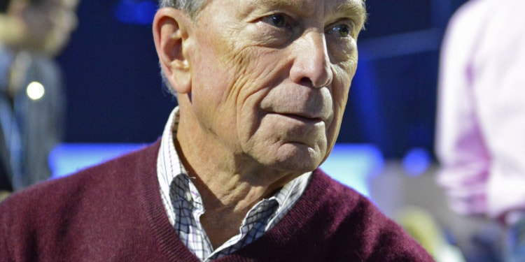 ESG news regarding Bloomberg funding UN Climate Body, AllianzGI and EIB raise 450 million euros, investment in solar slows, Corporate Knights’ Top 100 list