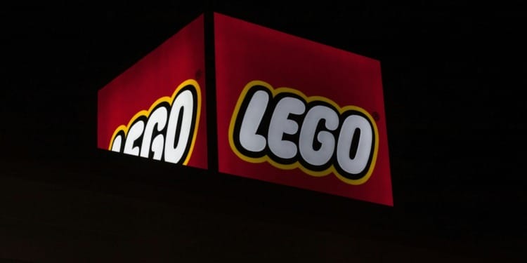 ESG news regarding Lego investing in carbon removal, Trump targeting renewables, Pharma companies go green, UK’s self-healing roads