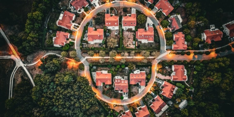 Hottest sustainable real estate trends including Proptech, Sustainable infrastructure and Climate resilience