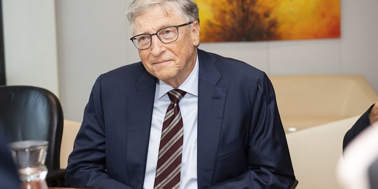 ESG news regarding Bill Gates to give away wealth by 2045, JP Morgan appoints green banking leader, Google to eliminate 25,000 tonnes of GHG, NOAA ends extreme weather database