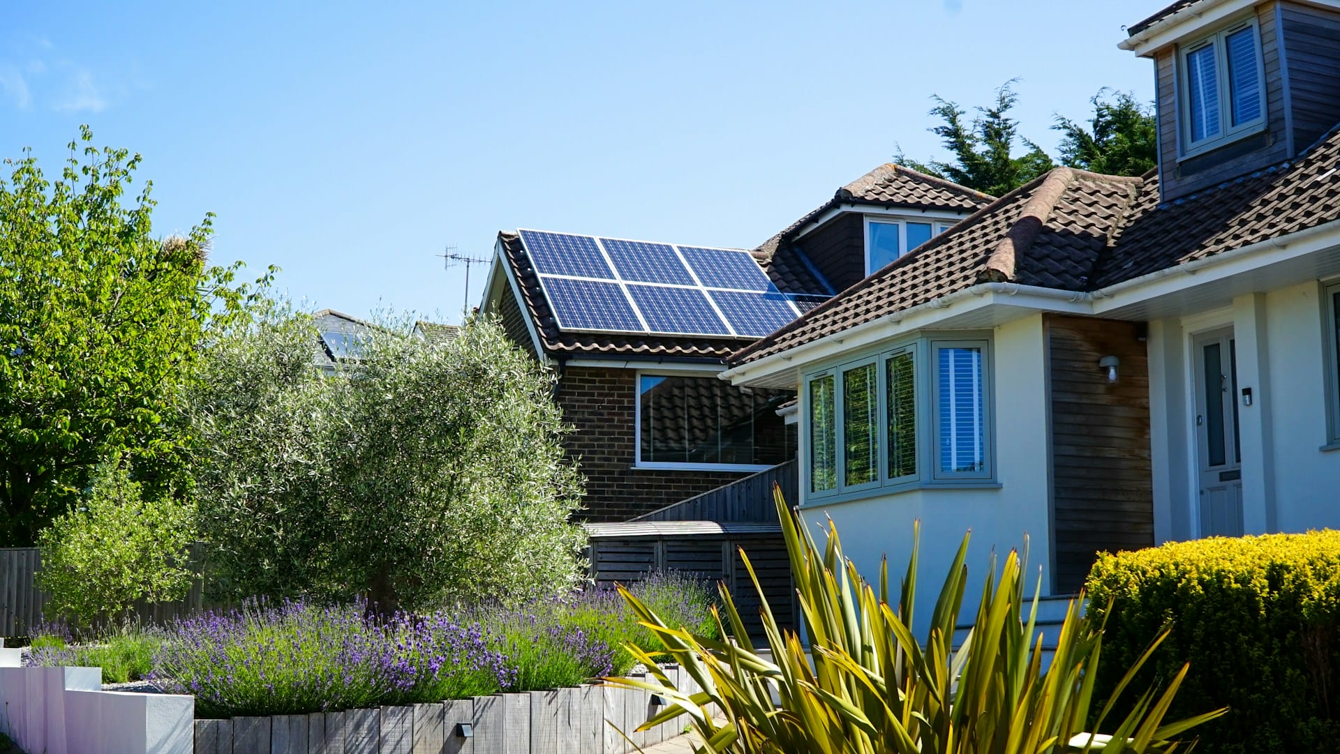 ESG News Regarding Solar Panel Installation on UK Homes