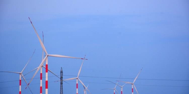 Global Energy Investments May Soar Above $3 Trillion in 2025