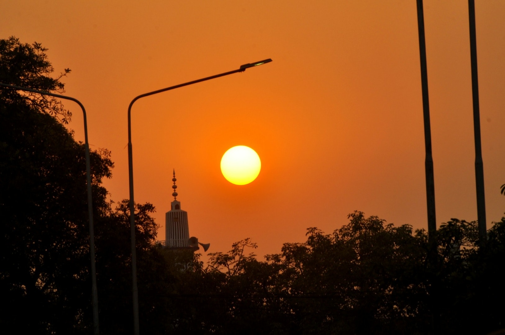 ESG news regarding second-hottest May on record, Vietnam’s new emissions trading scheme, EBRD's 300 million euro for green investments, EU countries asking for softening of methane gas law