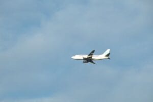 Plane flying to Vágar Airport