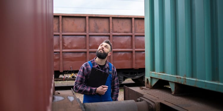 Freight Forwarders expert