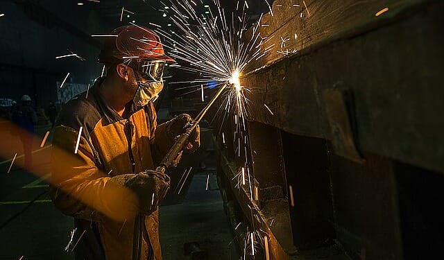 AM Green and Mitsui explore investment and offtake opportunities for renewable-powered aluminium production in India