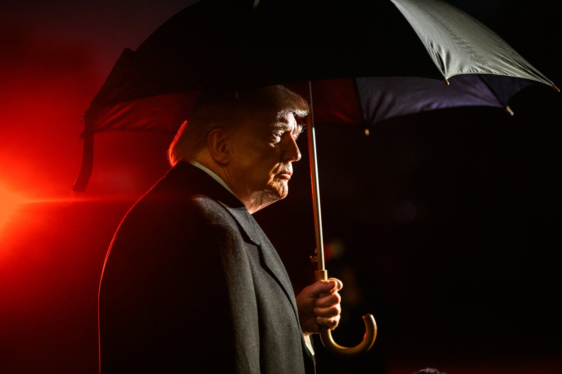 ESG News regarding global markets declining due to geopolitical tensions and U.S. tariffs, Trump threatening 200% tariffs on French wine, EU meat VAT reform cutting carbon footprint, Inpex resubmitting environmental plan for a project in Australia