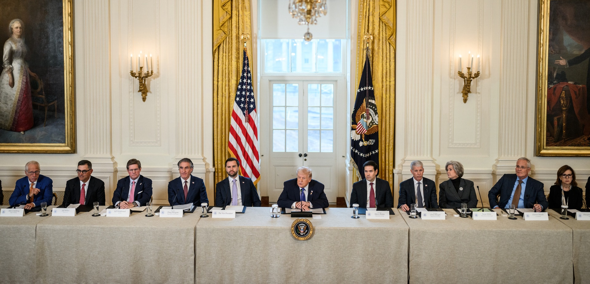 Trump to Accelerate Permits for Mining in International Waters