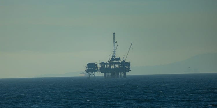 Why U.S Oil Giants Still Can’t Return to Venezuela Despite Trump Claims