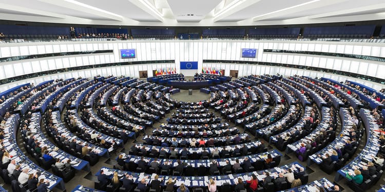 Scholars Argue for a Pan-European Coalition to Counteract U.S. Aggression